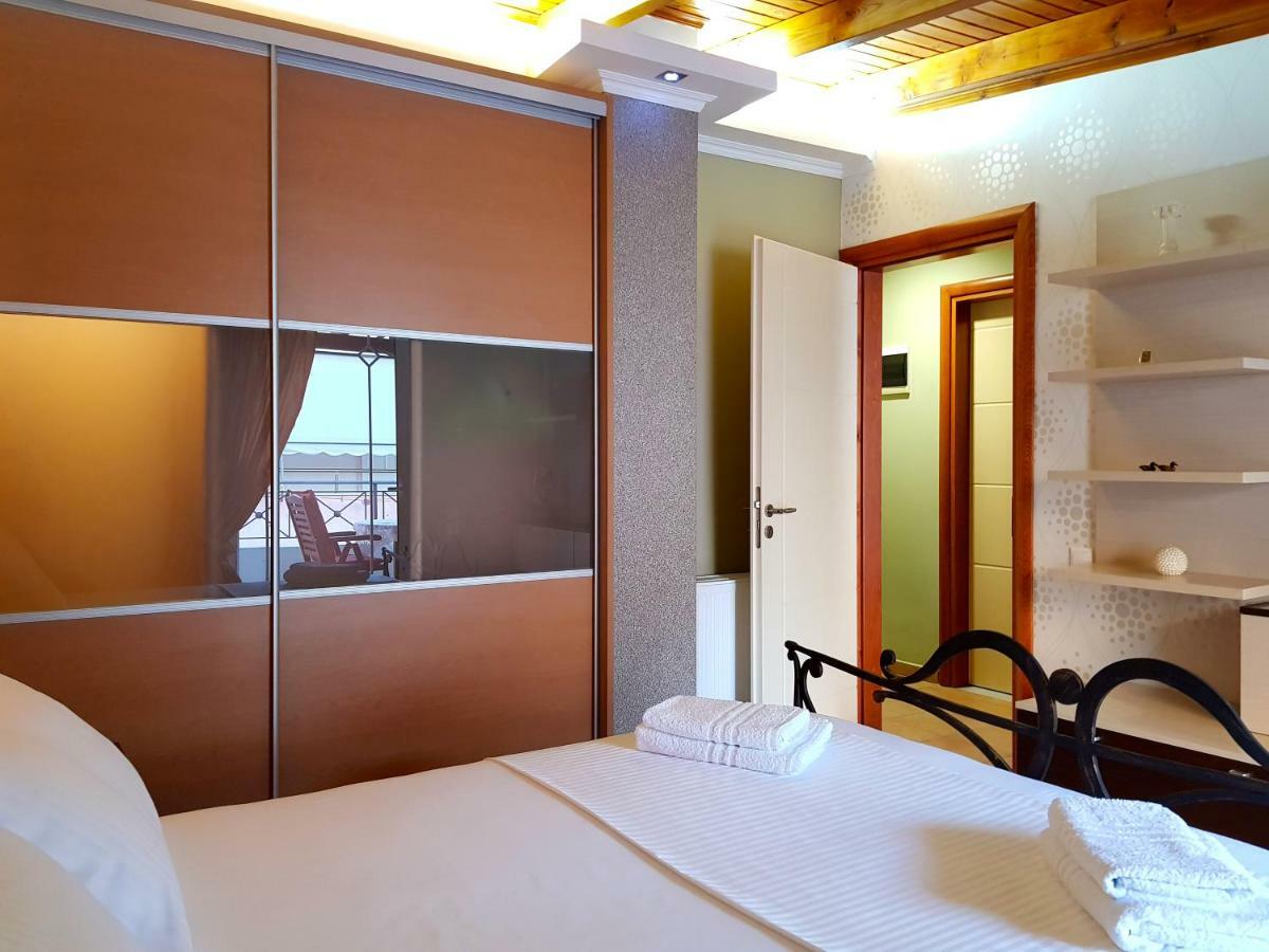 Villa Smeralda Sarandë Buitenkant foto