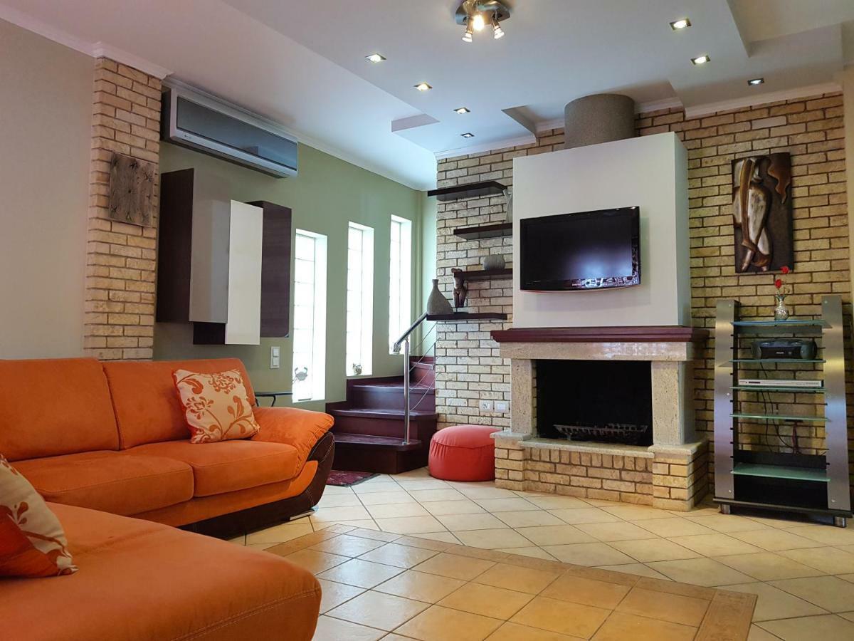 Villa Smeralda Sarandë Buitenkant foto